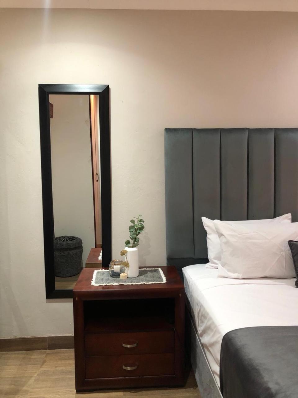 מידלבורג Serene Guesthouse מראה חיצוני תמונה